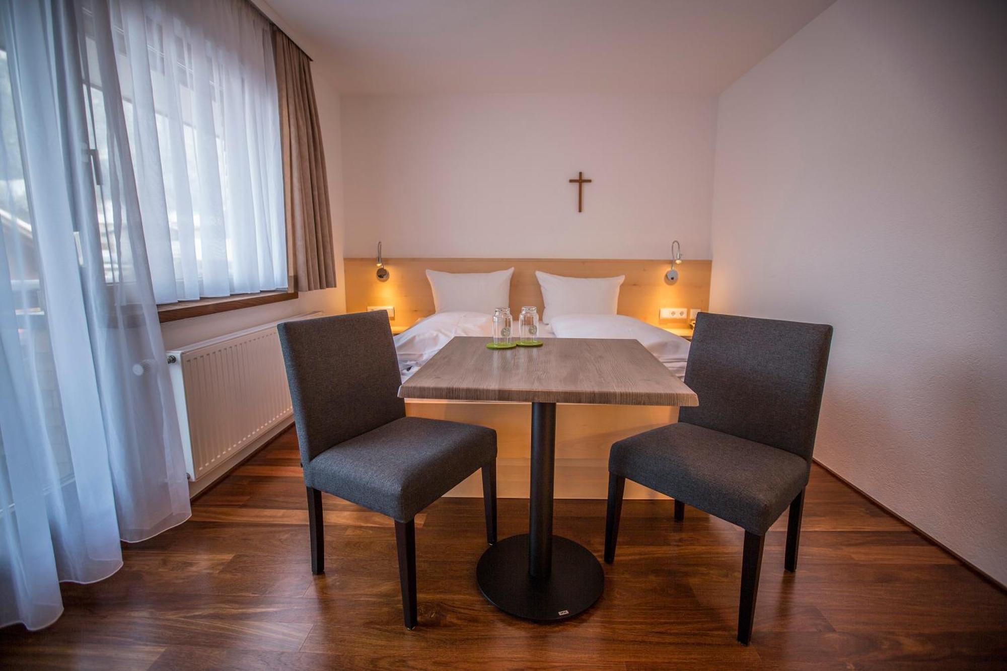 Gaestehaus-Pension Barbara Andelsbuch Szoba fotó