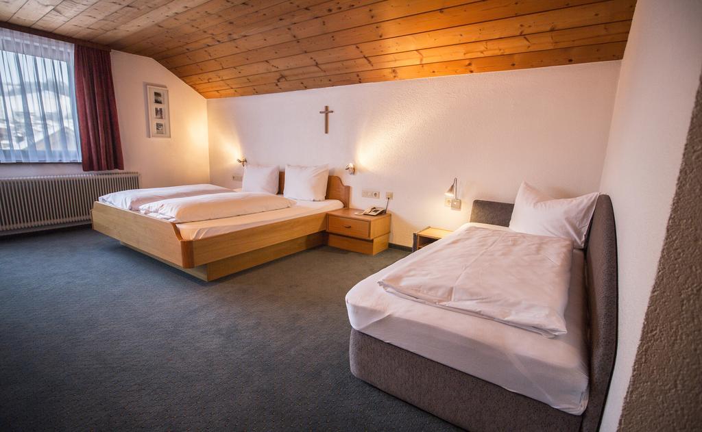 Gaestehaus-Pension Barbara Andelsbuch Szoba fotó